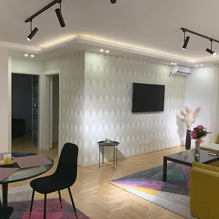 “m” Apartman *
